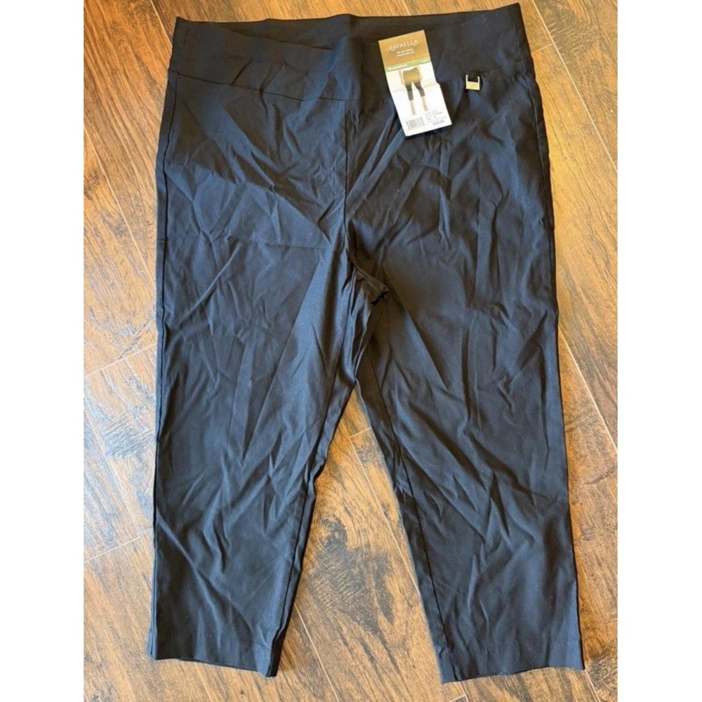 Rafaella 18Comfort Capri Career Pants Women's Size 18 Black Pull On Stretch NWT - Picture 1 of 7